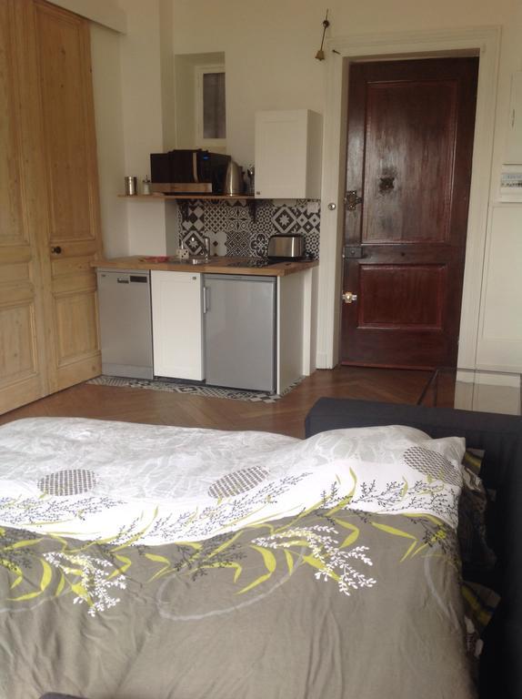 Ferienwohnung Cocon Au Pied De La Croix Rousse Lyon Zimmer foto