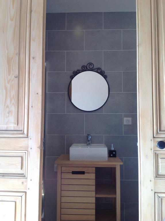 Ferienwohnung Cocon Au Pied De La Croix Rousse Lyon Zimmer foto